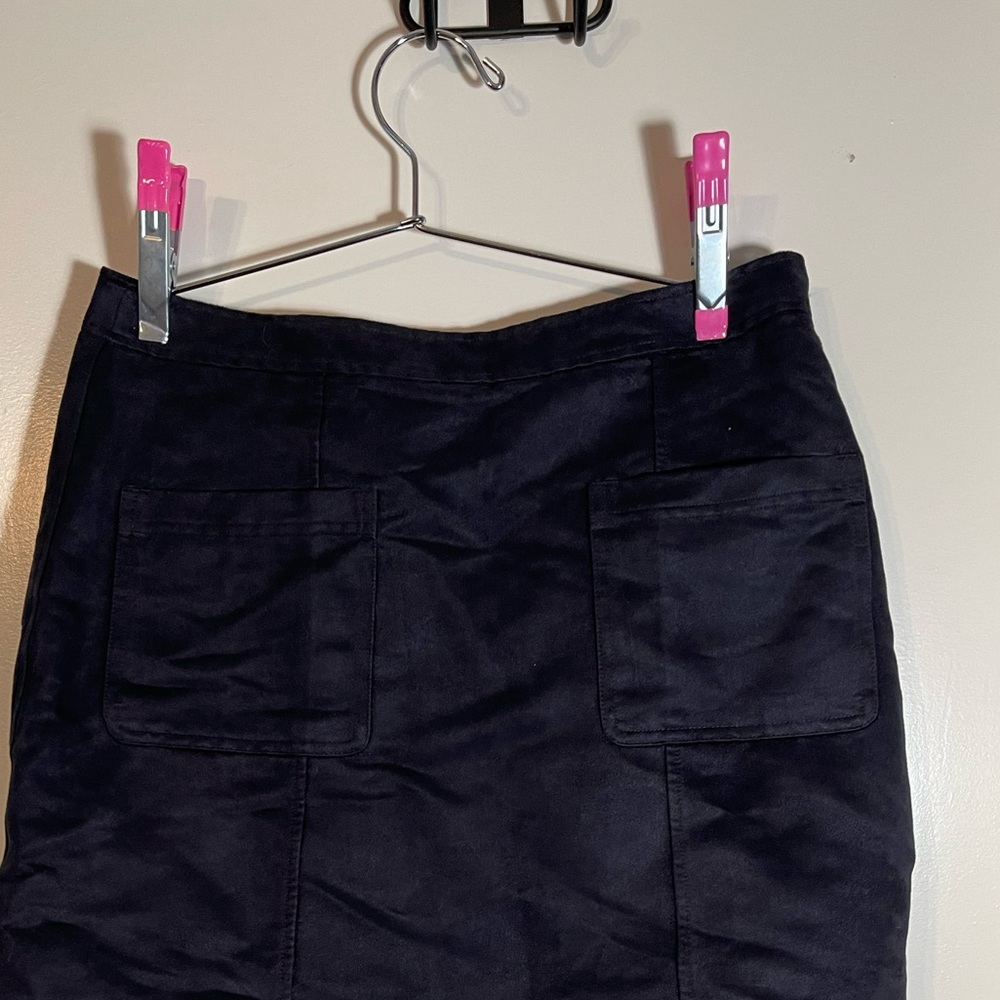 Black skirt
